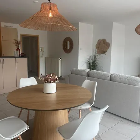 Axelle 3 Apartment *